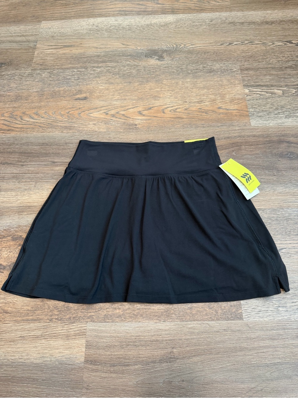 NWT All in Motion Everyday Soft Mid Rise Skort Black Size Small Golf Tennis